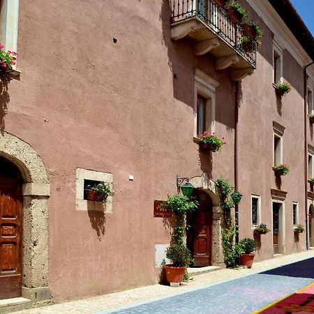 Hotel Alle Vecchie Arcate Pescasseroli Dış mekan fotoğraf