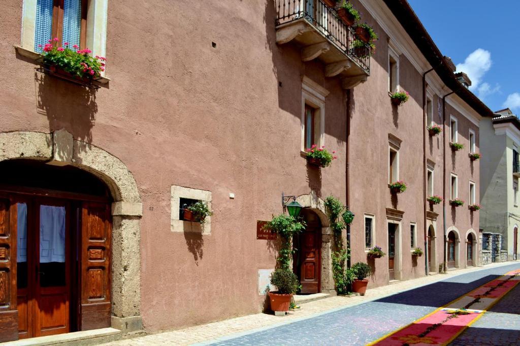 Hotel Alle Vecchie Arcate Pescasseroli Dış mekan fotoğraf