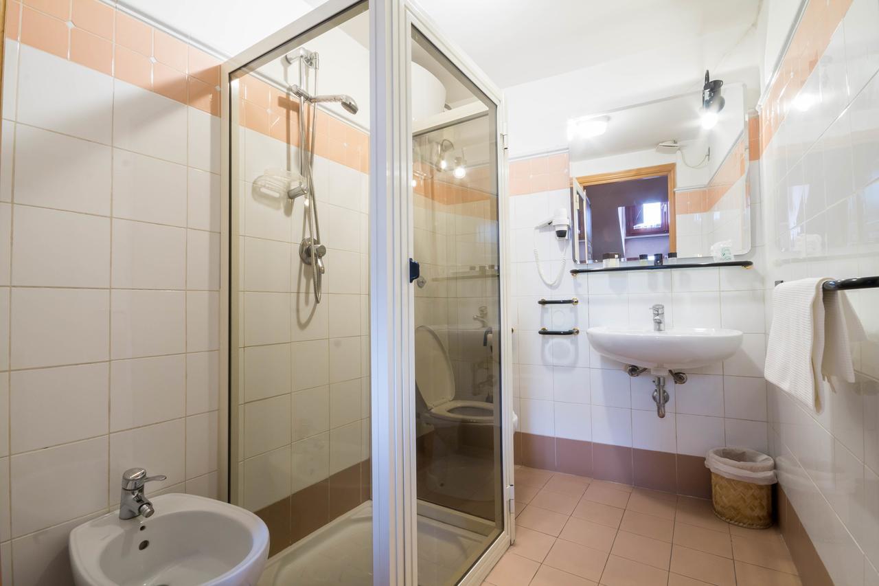Hotel Alle Vecchie Arcate Pescasseroli Dış mekan fotoğraf