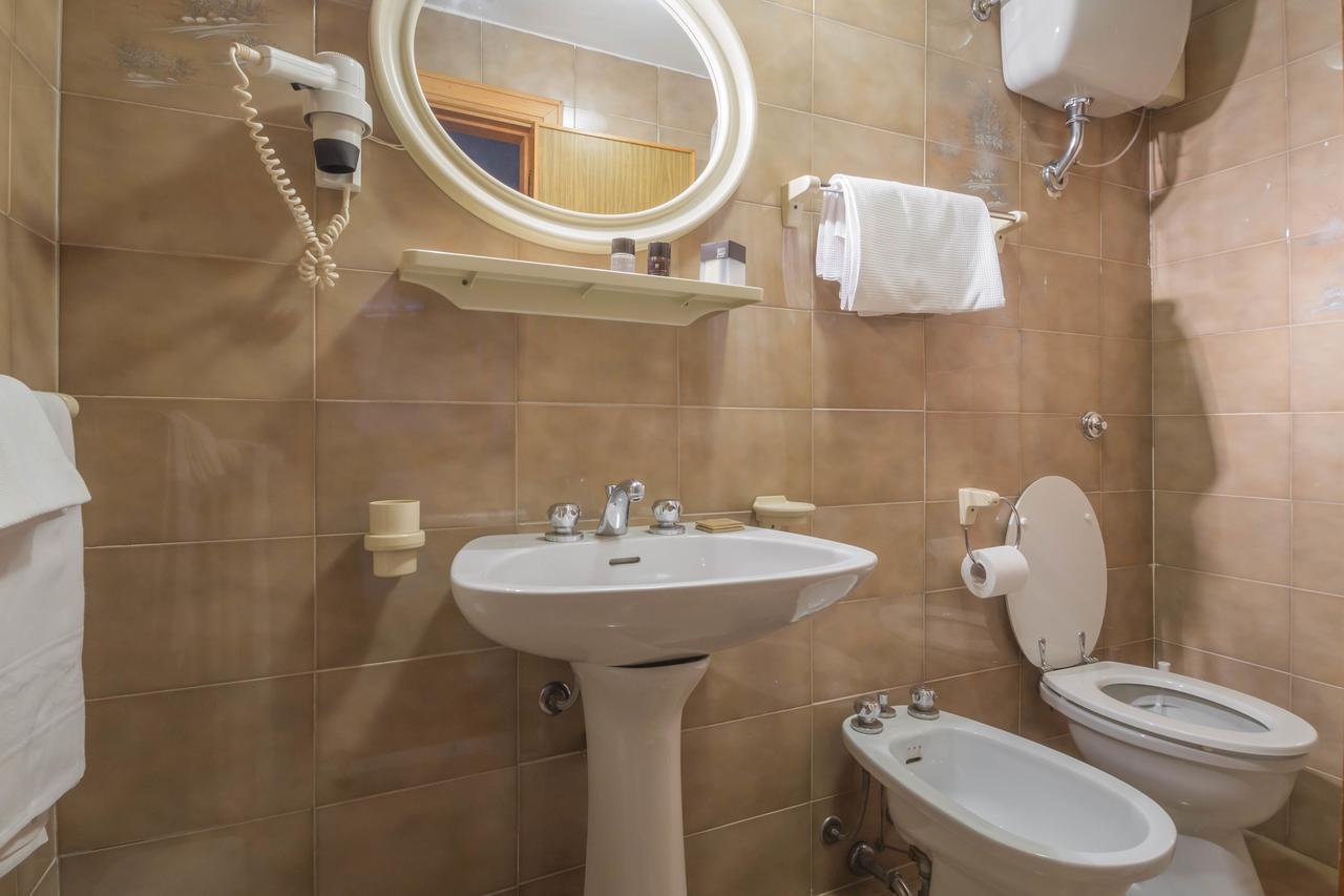 Hotel Alle Vecchie Arcate Pescasseroli Dış mekan fotoğraf